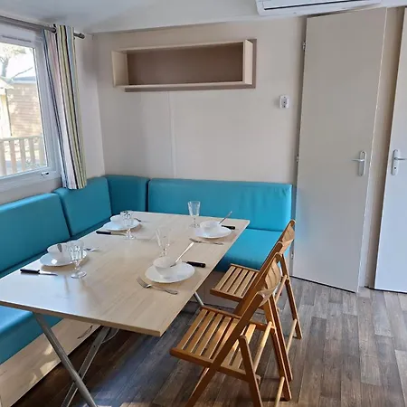 캠프장 Mobil 6 Personnes *